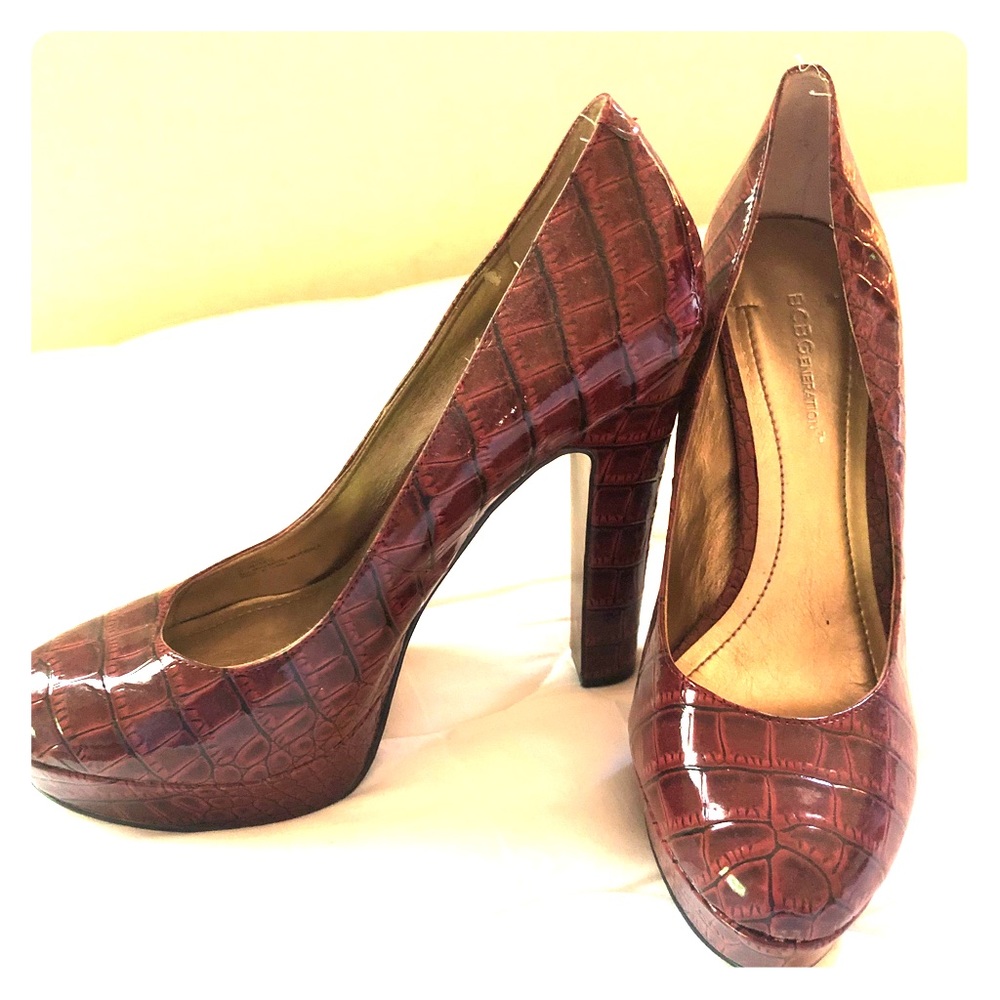 BCBG Red Crocodile platform heels